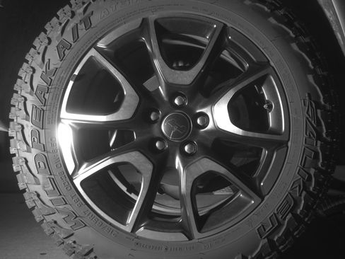 Used 2025 Jeep Compass Trailhawk AWD/4WD image 15