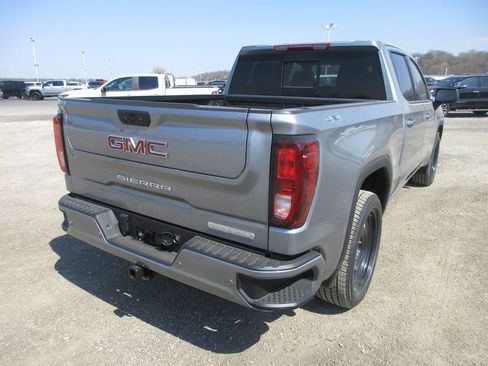 New 2026 GMC Sierra 1500 Elevation w/ Elevation Premium Package image 5