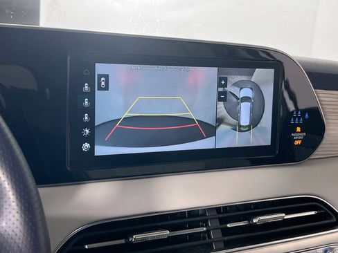 Used 2022 Hyundai Palisade Calligraphy image 14