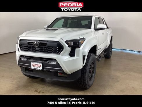 Used 2026 Toyota Tacoma TRD Sport AWD/4WD image 1