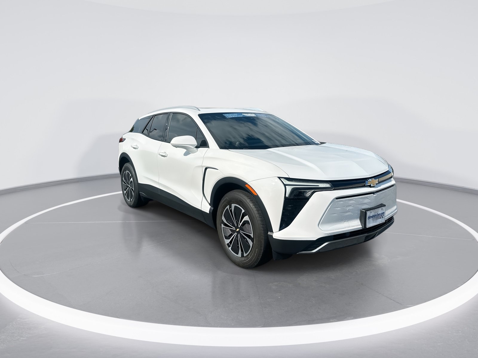 Used 2024 Chevrolet Blazer EV LT AWD/4WD image 2