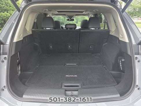 Certified 2025 Nissan Rogue Platinum w/ Platinum Premium Package FWD image 15