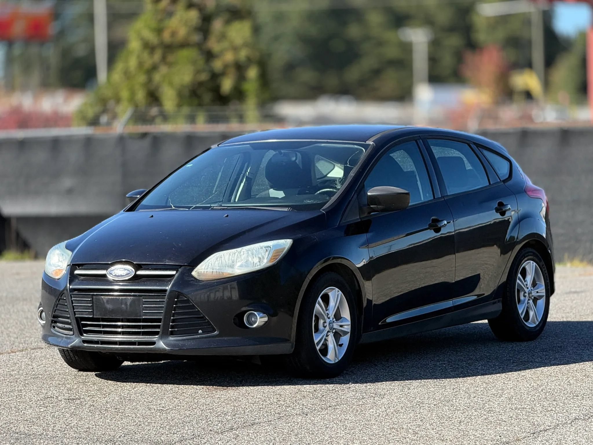 Used 2012 Ford Focus SE FWD image 6