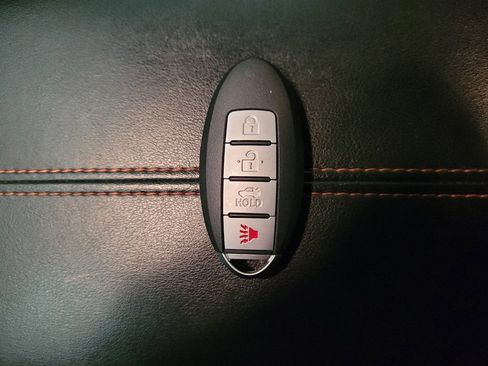Used 2024 Nissan Sentra SR FWD image 32
