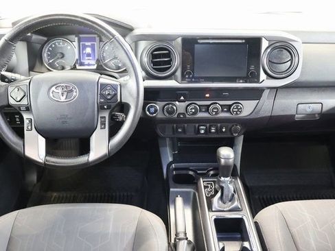 Certified 2019 Toyota Tacoma TRD Sport image 12