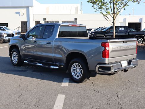 Used 2021 Chevrolet Silverado 1500 LT AWD/4WD image 8