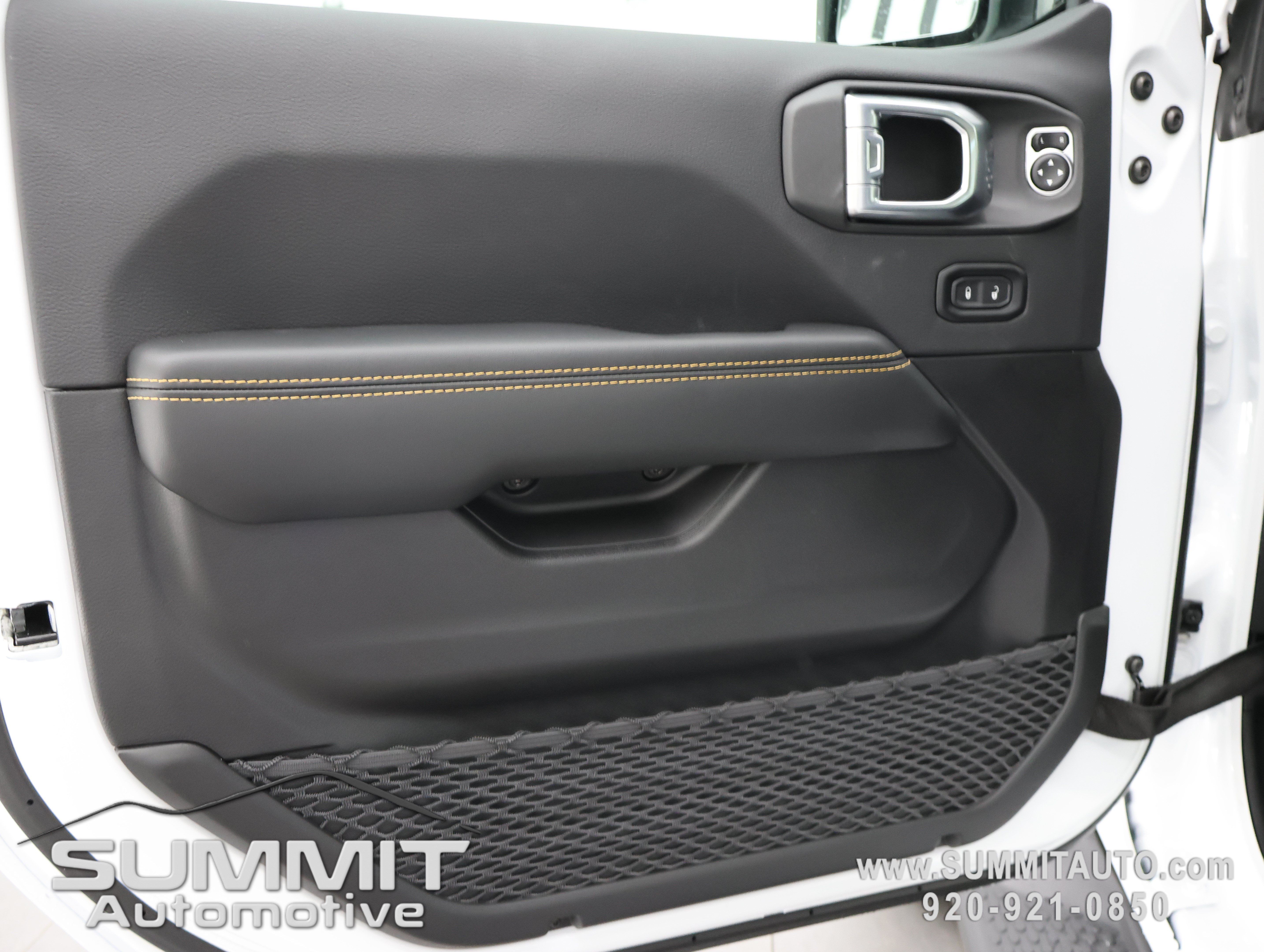 New 2027 Jeep Wrangler Unlimited Sahara AWD/4WD image 43