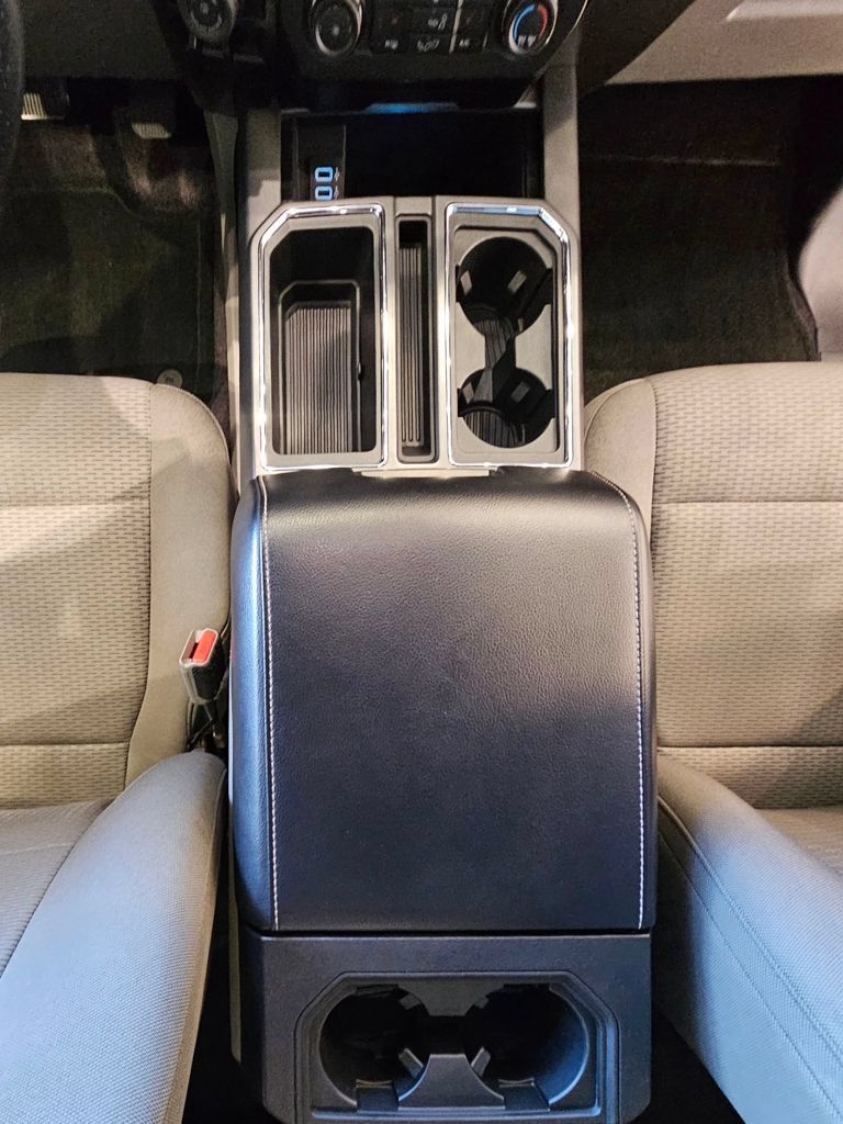 Used 2017 Ford F150 XLT w/ Equipment Group 302A Luxury AWD/4WD image 19