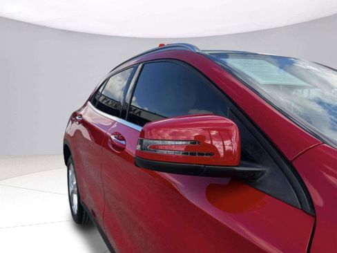 Used 2020 Mercedes-Benz GLA 250 image 7