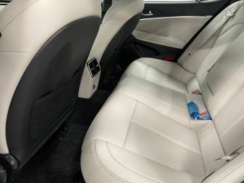 New 2025 Genesis G70 2.5T image 23