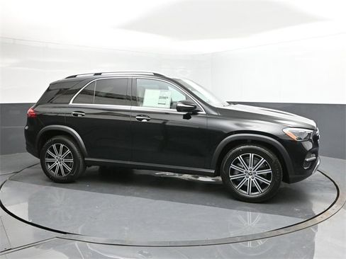 New 2025 Mercedes-Benz GLE 450e 4MATIC image 17