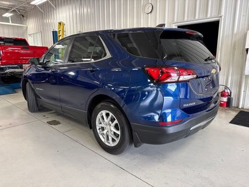 Used 2022 Chevrolet Equinox LT w/ LPO, Floor Liner Package FWD image 6