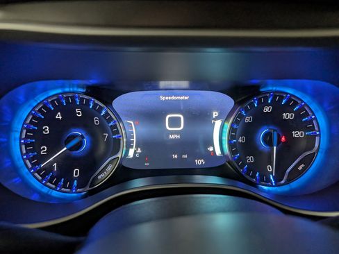 New 2026 Chrysler Pacifica Select image 22