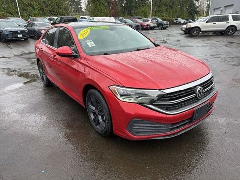 Used 2022 Volkswagen Jetta SE FWD image 1