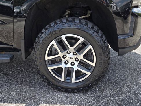 Used 2019 Chevrolet Silverado 1500 LT Trail Boss AWD/4WD image 5