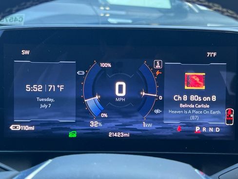 Used 2024 Chevrolet Equinox EV LT FWD image 36