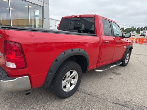 Used 2016 RAM 1500 Classic SLT AWD/4WD image 3