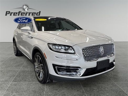 Used 2019 Lincoln Nautilus Reserve image 1