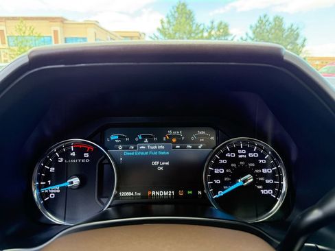 Used 2018 Ford F250 Limited w/ FX4 Off-Road Package AWD/4WD image 35