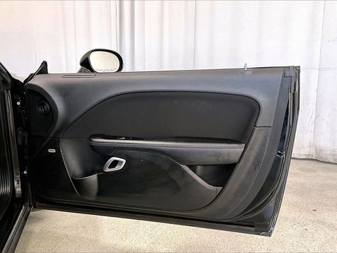 Used 2023 Dodge Challenger SXT image 23