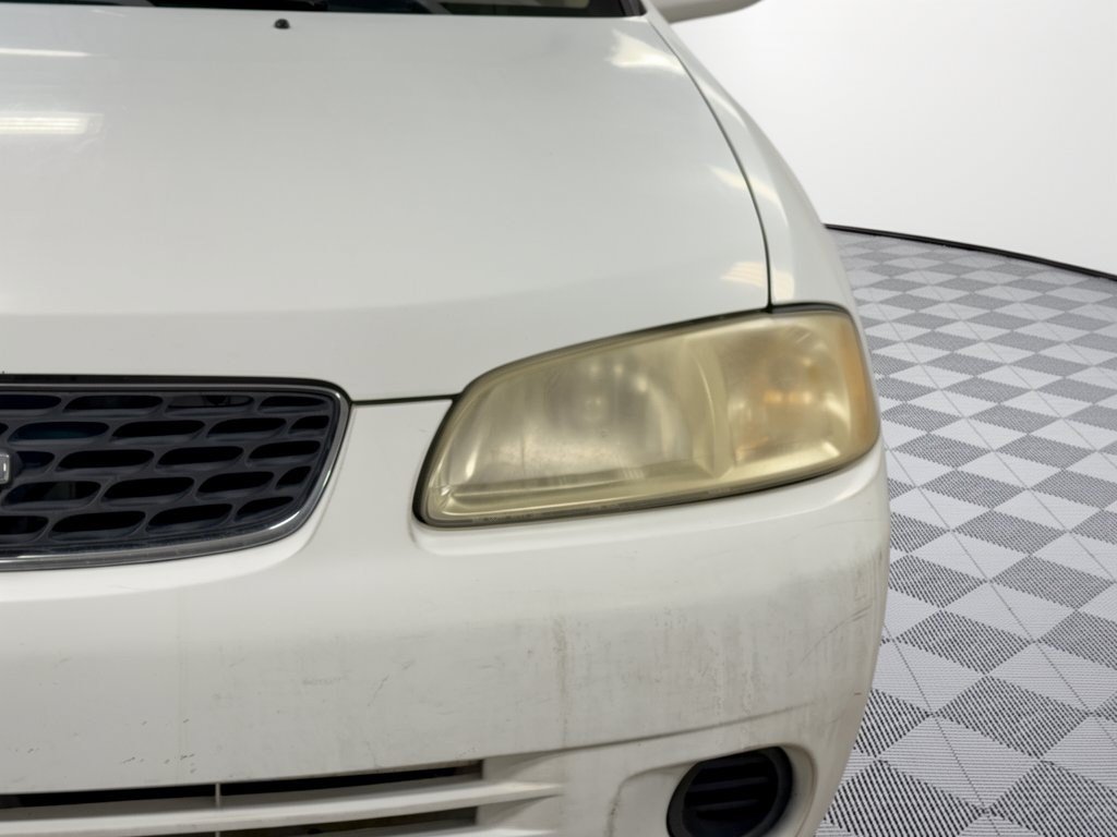 Used 2002 Nissan Sentra GXE FWD image 12