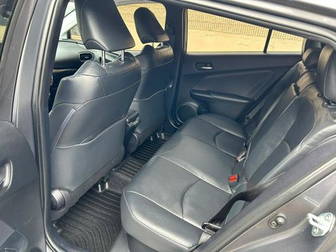 Used 2019 Toyota Prius XLE AWD/4WD image 13