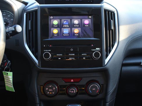 Used 2019 Subaru Crosstrek 2.0i Premium w/ Eyesight System image 13