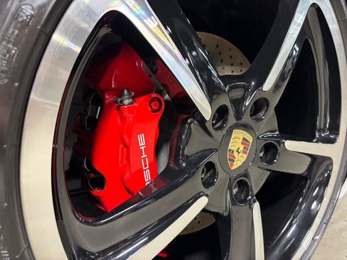 Used 2015 Porsche 911 Carrera S RWD image 11