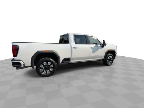 Certified 2024 GMC Sierra 2500 Denali AWD/4WD image 9