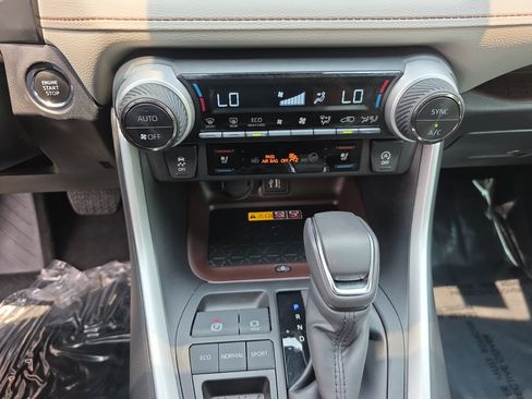 Used 2025 Toyota RAV4 Limited w/ Advanced Technology Package FWD image 24