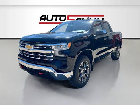 Used 2023 Chevrolet Silverado 1500 LT AWD/4WD image 3