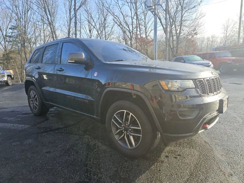 Used 2020 Jeep Grand Cherokee Trailhawk image 5