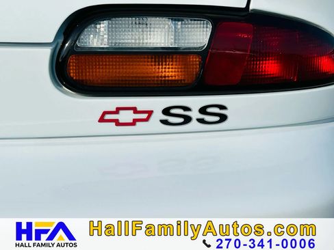 Used 2002 Chevrolet Camaro Z28 w/ SS Performance/Appearance Pkg image 22