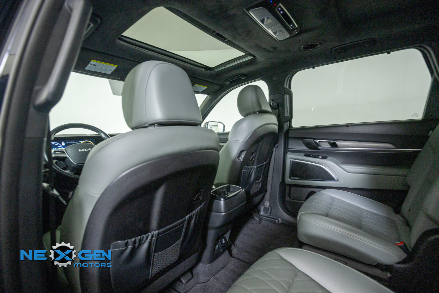 Used 2024 Kia Telluride SX Prestige X-Pro AWD/4WD image 28