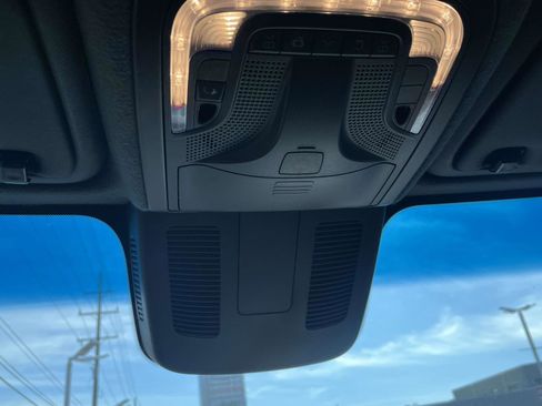 Used 2022 Mercedes-Benz Sprinter 2500 image 32