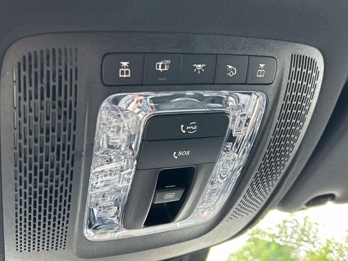 Certified 2025 Mercedes-Benz GLS 450 4MATIC image 39