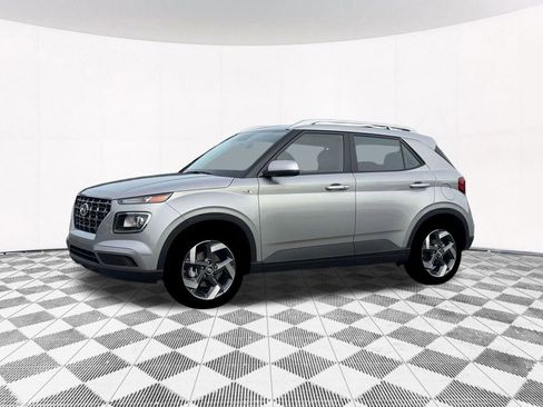 New 2026 Hyundai Venue SEL image 2