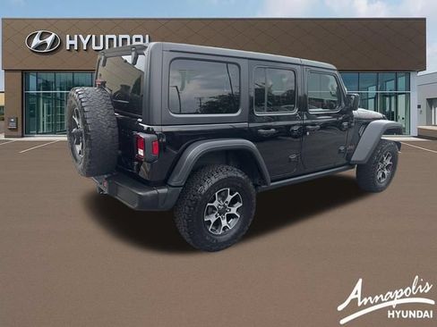Used 2018 Jeep Wrangler Unlimited Rubicon w/ Dual Top Group AWD/4WD image 5