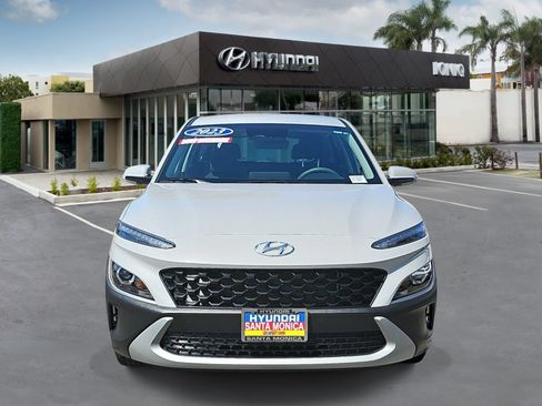 Certified 2023 Hyundai Kona SE AWD/4WD image 8