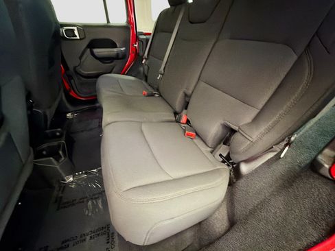 Used 2023 Jeep Wrangler Unlimited Sport AWD/4WD image 13