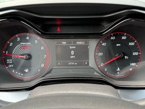 Used 2024 Chevrolet Trax RS w/ Driver Confidence Package FWD image 33