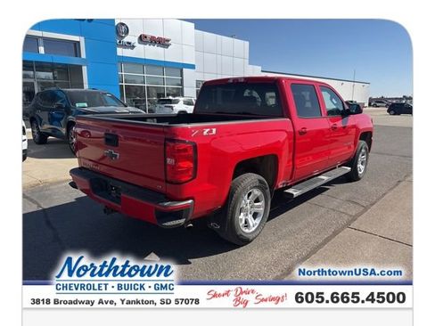 Used 2018 Chevrolet Silverado 1500 LT w/ All Star Edition image 32