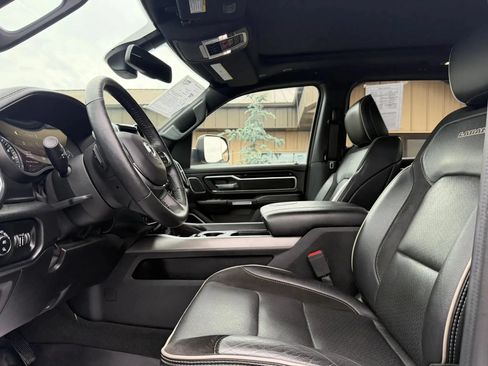 Used 2020 RAM 1500 Laramie AWD/4WD image 15
