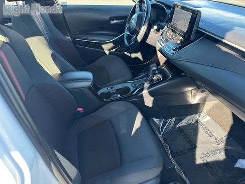 Used 2024 Toyota Corolla SE image 12