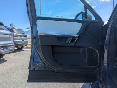 Used 2023 Rivian R1S Adventure AWD/4WD image 14