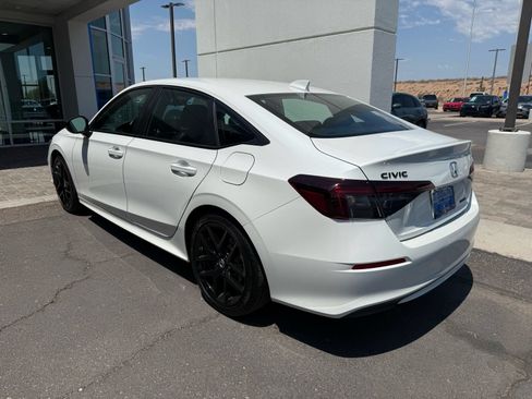 Used 2026 Honda Civic Sport image 3