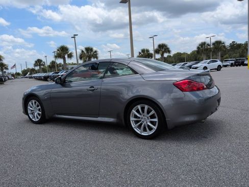 Used 2015 INFINITI Q60 Convertible w/ Premium Package RWD image 7