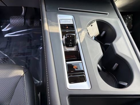Certified 2026 Volkswagen Atlas SE AWD/4WD image 26
