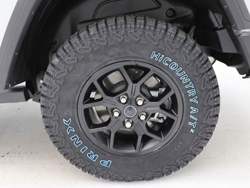 Used 2024 Jeep Wrangler Unlimited image 11