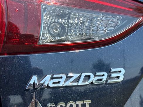Used 2015 MAZDA MAZDA3 i Sport FWD image 18